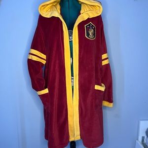 ‘Harry Potter’ Gryffindor Bath Robe